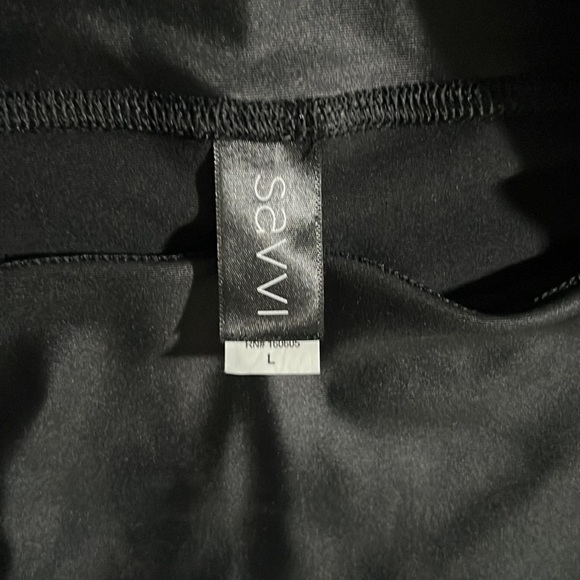 Faux leather look biker shorts - Picture 3 of 4